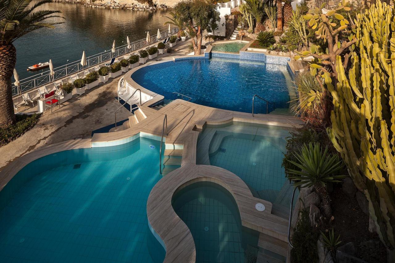 La Villa Resort & Spa Sant'Angelo  Buitenkant foto