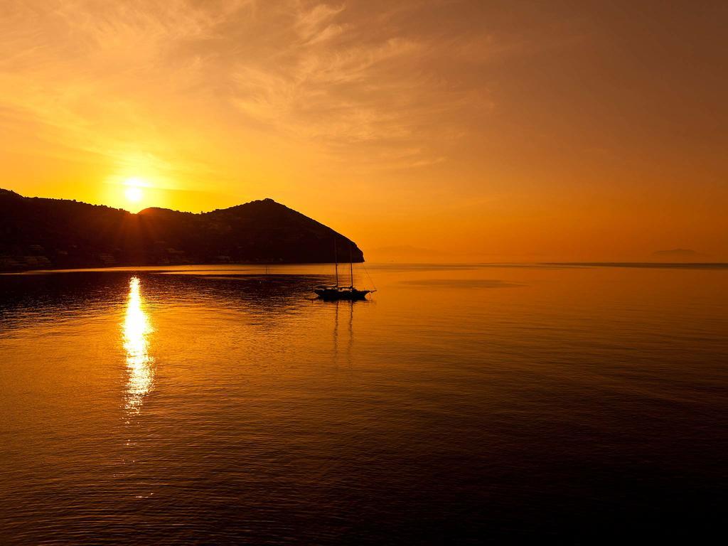 La Villa Resort & Spa Sant'Angelo  Buitenkant foto