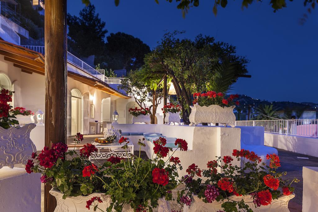 La Villa Resort & Spa Sant'Angelo  Kamer foto